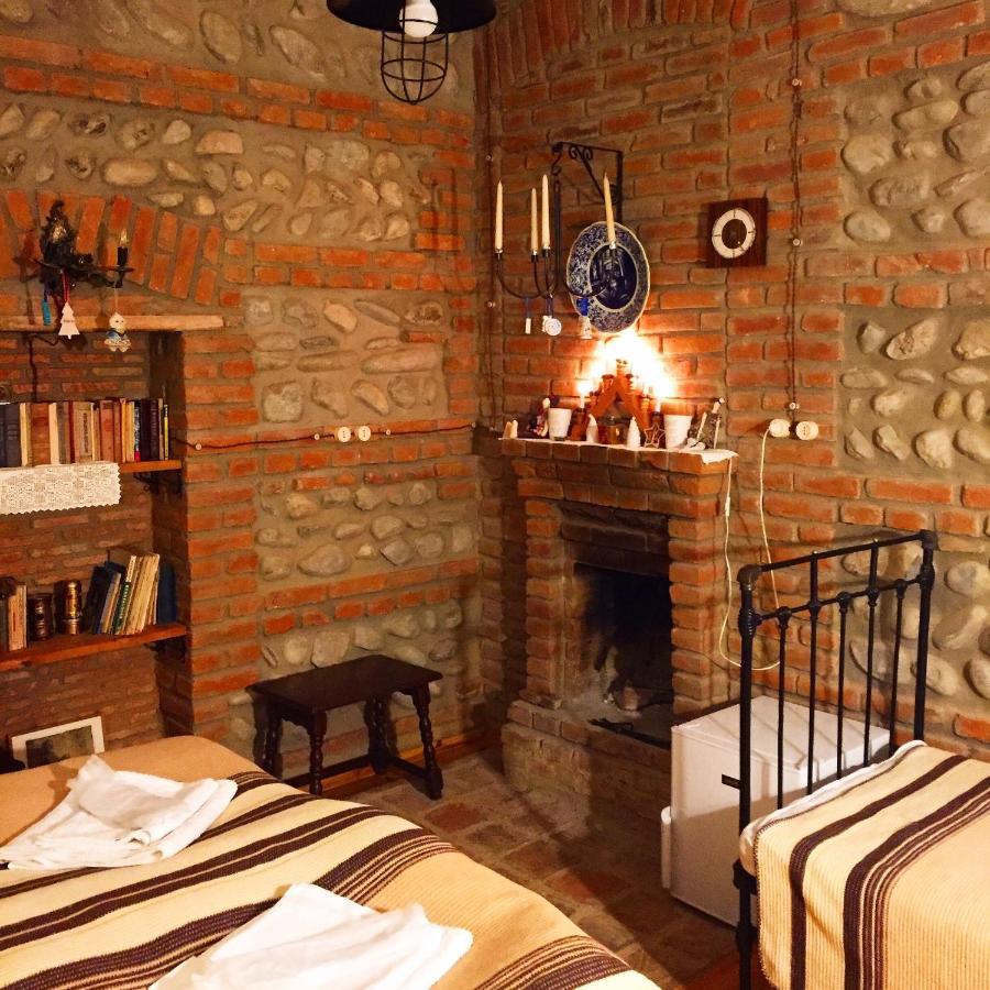 Dzveli Galavani -Old Wall เทลาวี ภายนอก รูปภาพ