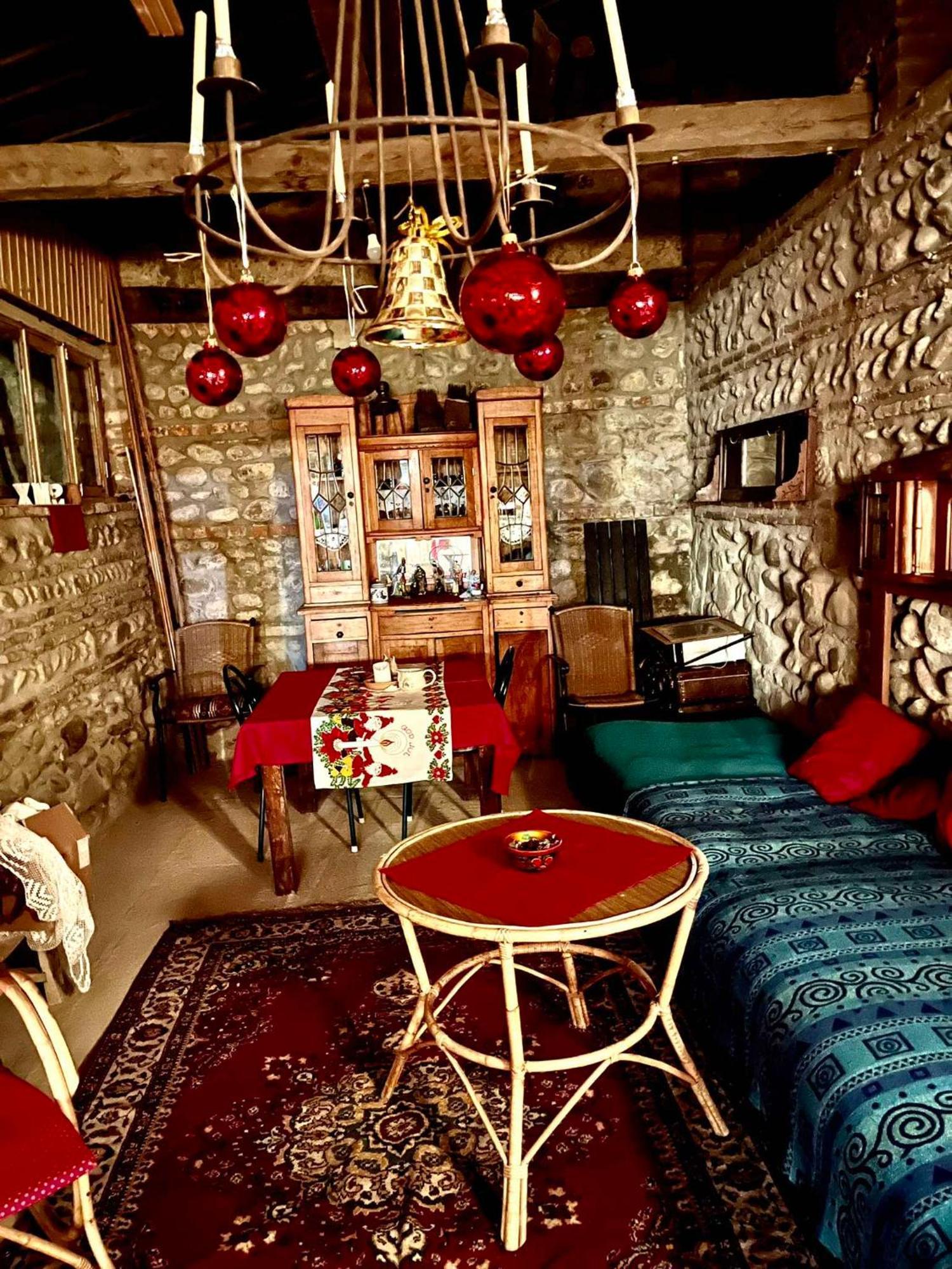Dzveli Galavani -Old Wall เทลาวี ภายนอก รูปภาพ